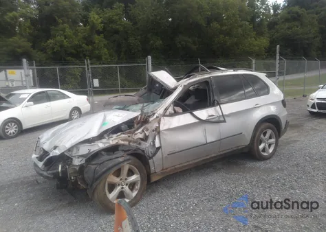 2009 BMW X5 xDrive35D z USA, uszkodzony, nr VIN 5UXFF03599L195476